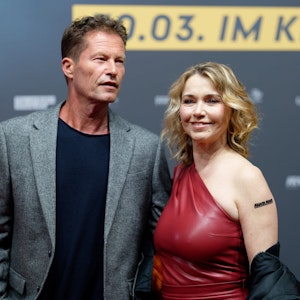 Die Schauspieler Till Schweiger (l) und Tina Ruland (r) kommen zu Premiere des Films «Manta Manta - Zwoter Teil».