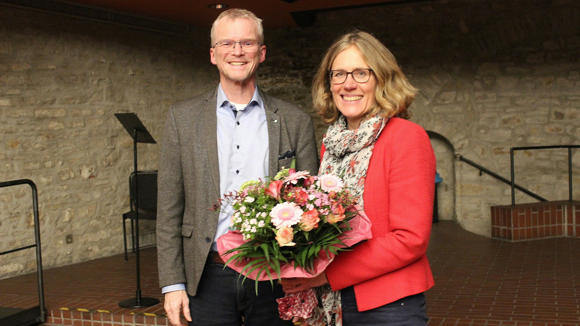 Barbara Kirschner mit Bergisch Gladbachs Bürgermeister Frank Stein.