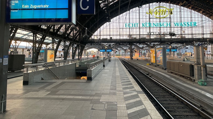 Köln Hbf: Gleise am Kölner Hauptbahnhof am Montagmorgen (27. März)