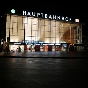 Frontansicht Kölner Hauptbahnhof