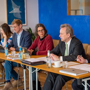 Lino Hammer, Christiane Martin (beide Grüne), Bernd Petelkau und Niklas Kienitz (beide CDU)