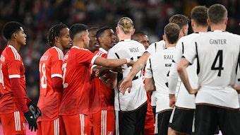 Rudelbildung im Länderspiel zwischen Deutschland und Peru.