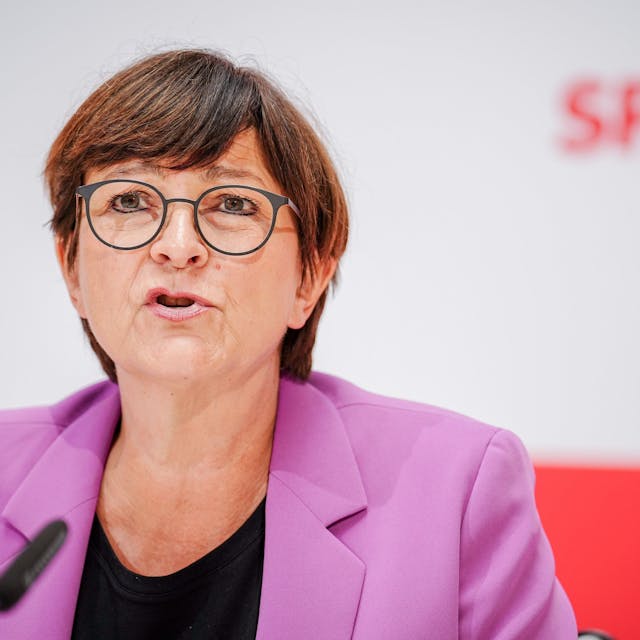Saskia Esken, SPD-Bundesvorsitzende während einer Pressekonferenz.