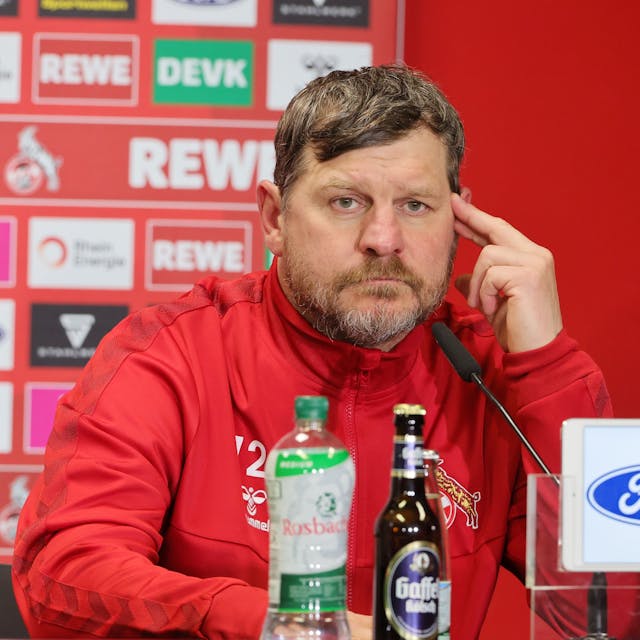FC-Trainer Steffen Baumgart im Presseraum am Geißbockheim.








