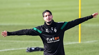 Ramy Bensebaini, hier am 9. Februar 2023, verlässt Borussia Mönchengladbach voraussichtlich nach der Saison 2022/23 und wechselt zu Borussia Dortmund.