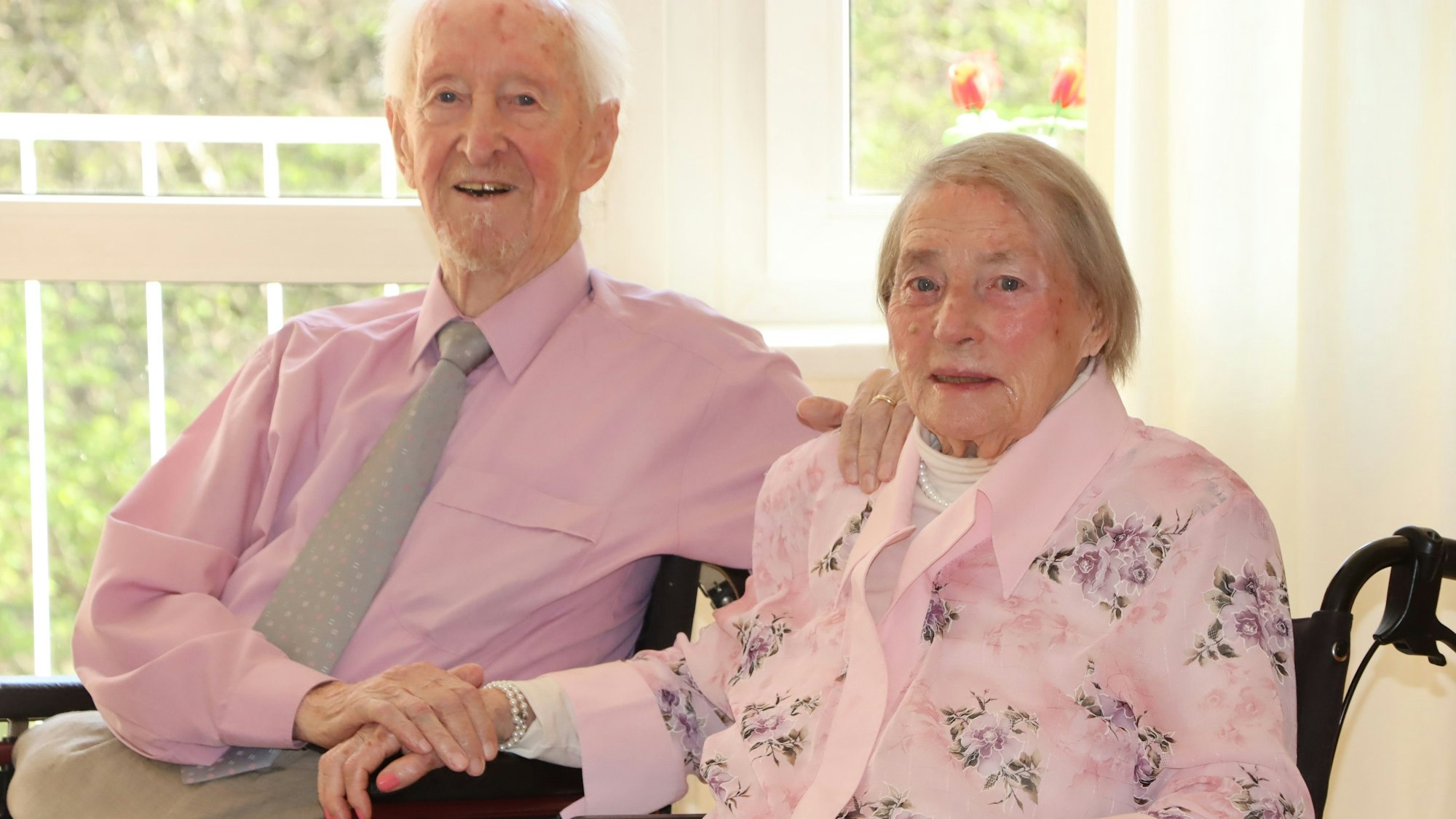 Das Bild zeigt Johann und Gertrud Ullrich aus Hürth. Beide sind seit 75 Jahren verheiratet.