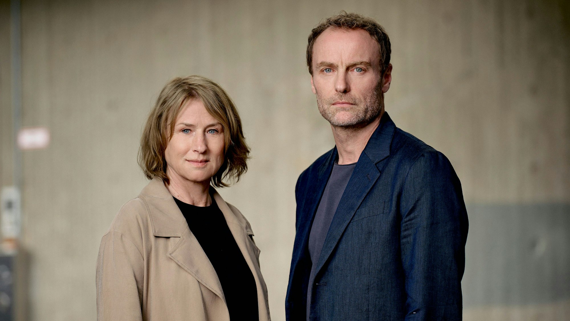 „Tatort“-Ermittler Robert Karow (Mark Waschke, r.) bekommt mit Susanne Bonard (Corinna Harfouch) eine neue Partnerin an seine Seite gestellt.