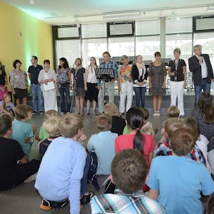 Overath, Feierliche Eröffnung der Sekundarschule, Das Lehrerkollegium

Foto: Luhr             Text: sb