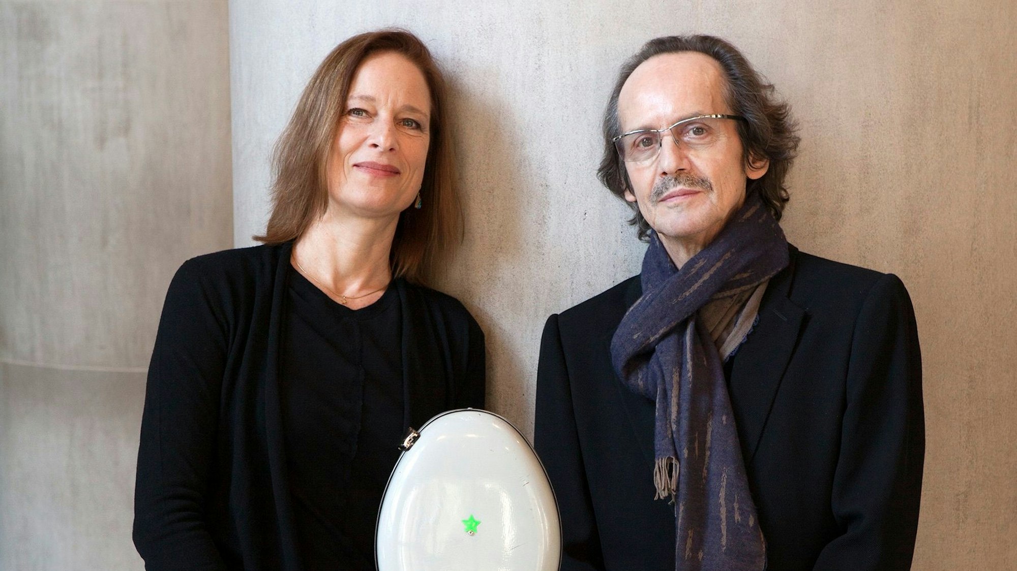 Anja Lechner (Cello) & François Couturier (Klavier). Konzert in Köln, Stadtgarten, 14.4., 20 Uhr.