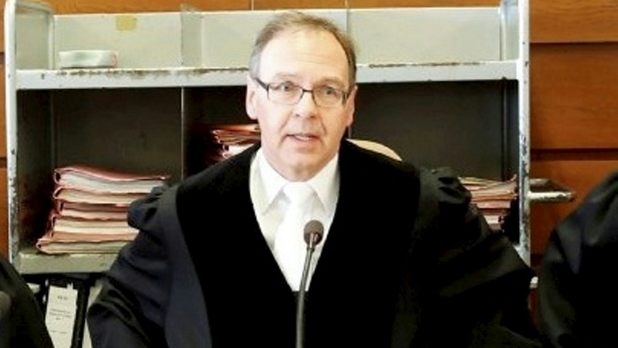 Der Vorsitzende Richter Jörg Michael Bern leitet den Drach-Prozess.