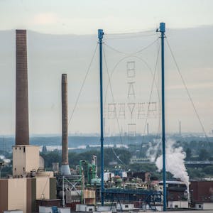 Blick über das Leverkusener Bayer-Werk nach Norden