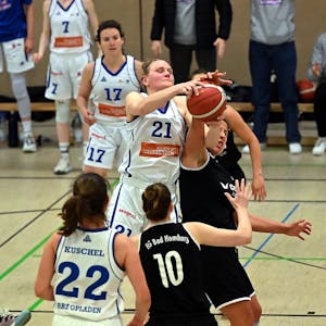 09.04.2022, Basketball-Opladen-Bad Homburg

21: Martha Middeler (Opladen)

Foto: Uli Herhaus