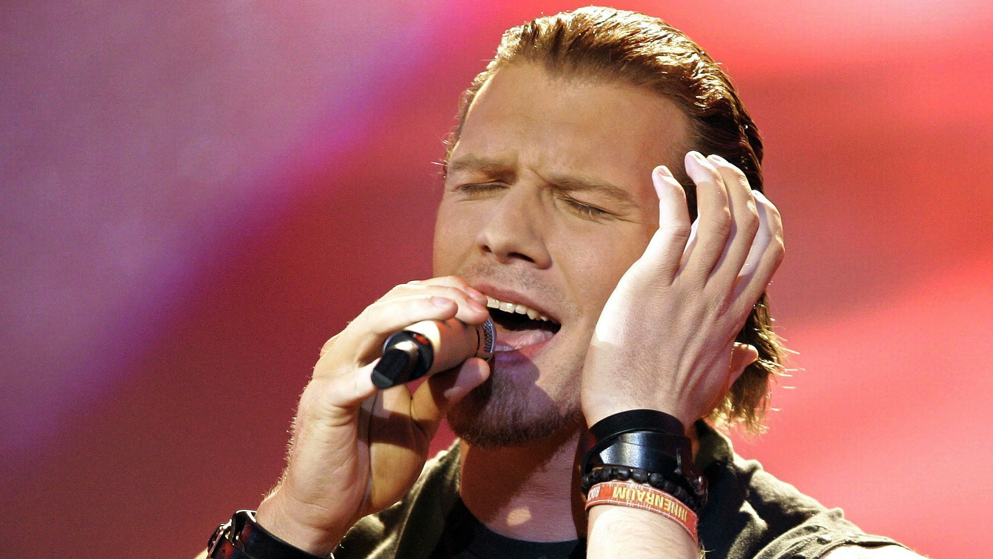 Tobias Regner bei der Durchlaufprobe des RTL-Gesangswettbewerbs „Deutschland sucht den Superstar“.