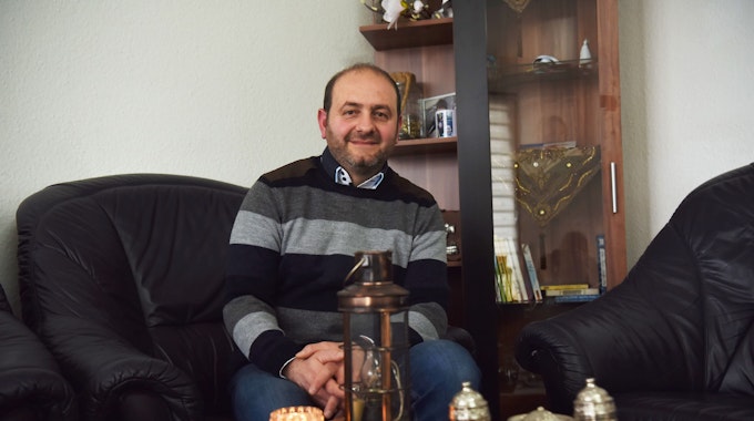 Walid Kazmouz in seiner Wohnung in Kall.
