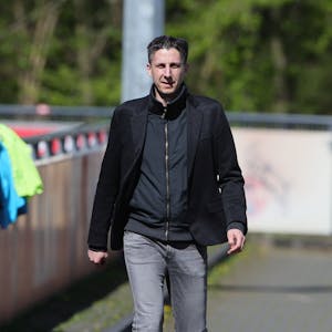 FC-Geschäftsführer Christian Keller am Geißbockheim