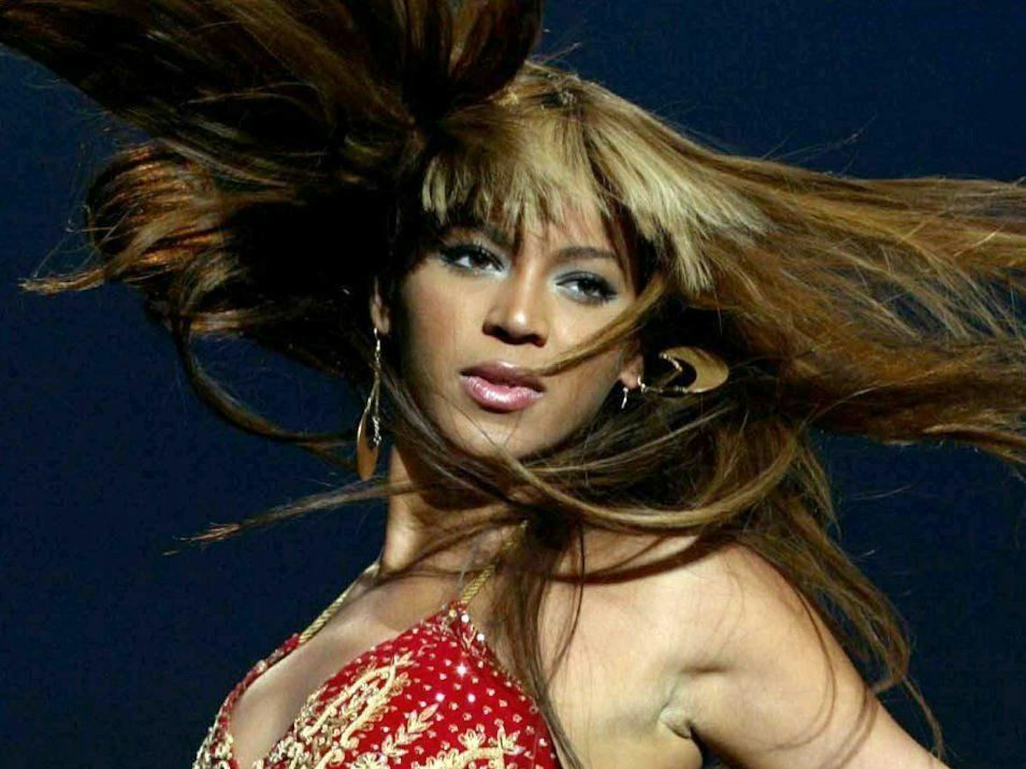 Beyoncé schmeißt ihre Haare