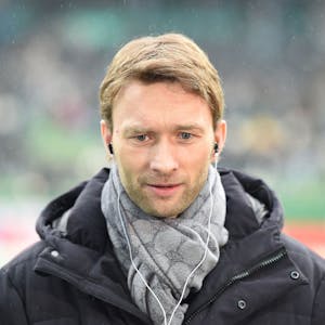 Leverkusens Sportchef Simon Rolfes im Interview