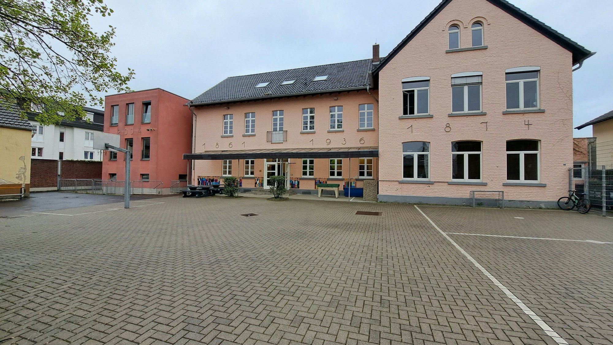 Die Laurentiusschule in Niederkassel-Mondorf