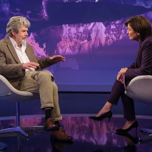 Bergsteiger und Buchautor Reinhold Messner zu Gast in der ARD-Talkshow „Maischberger“ von Sandra Maischberger.