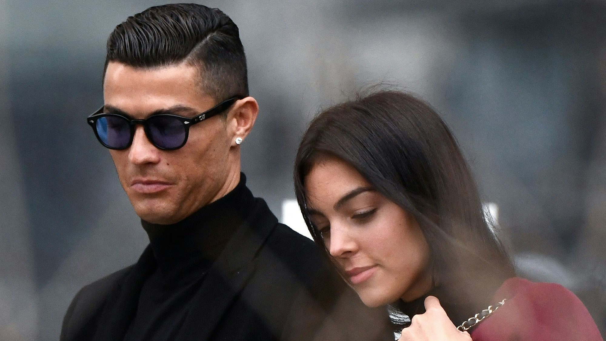 Cristiano Ronaldo und Freundin Georgina Rodriguez am 22. Januar 2019 nach einem Gerichtstermin in Madrid.