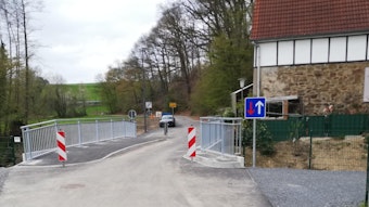 Die neue Brücke über den Wiembach in Dürscheid ist seit April 2023 in Betrieb.