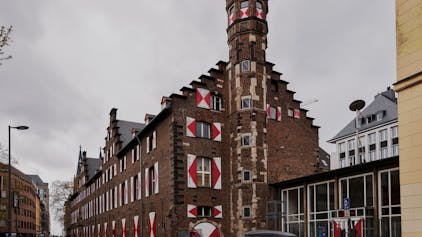 Blick auf das Zeughaus in Köln