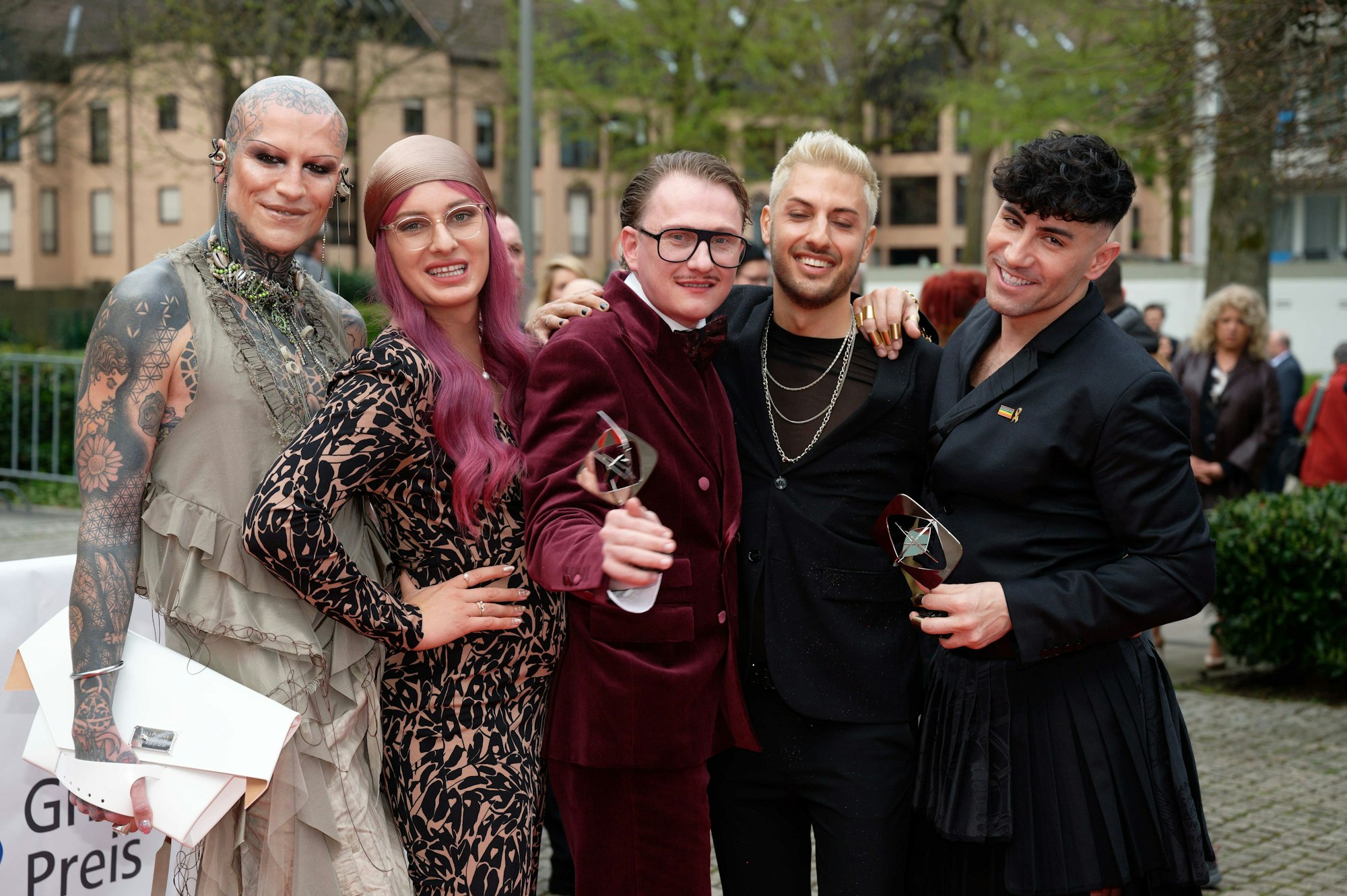 Das Ensemble von „Queer Eye Germany“ kommt zur 59. Grimme-Preisverleihung. Sie erhalten den Preis in der Kategorie „Unterhaltung“. Trotz des Erfolgs wird es keine Fortsetzung der Netflix-Show geben. Foto vom 21.04.2023.