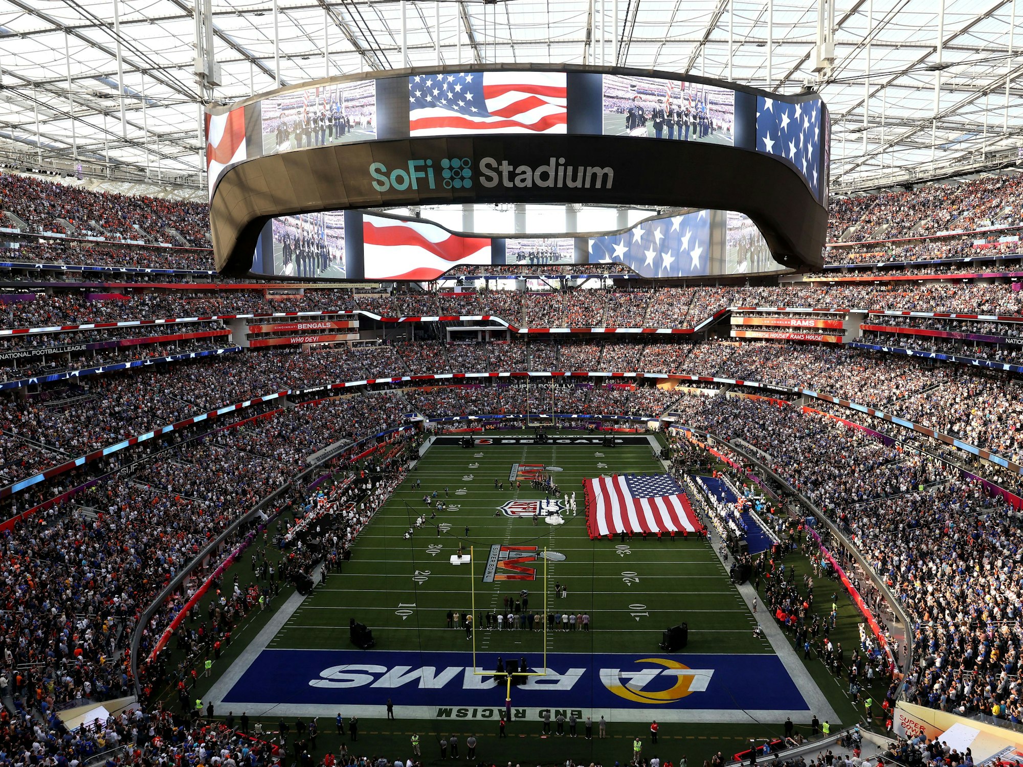 Innenansicht des SoFi Stadium in Inglewood während des Super Bowl am 13. Februar 2022