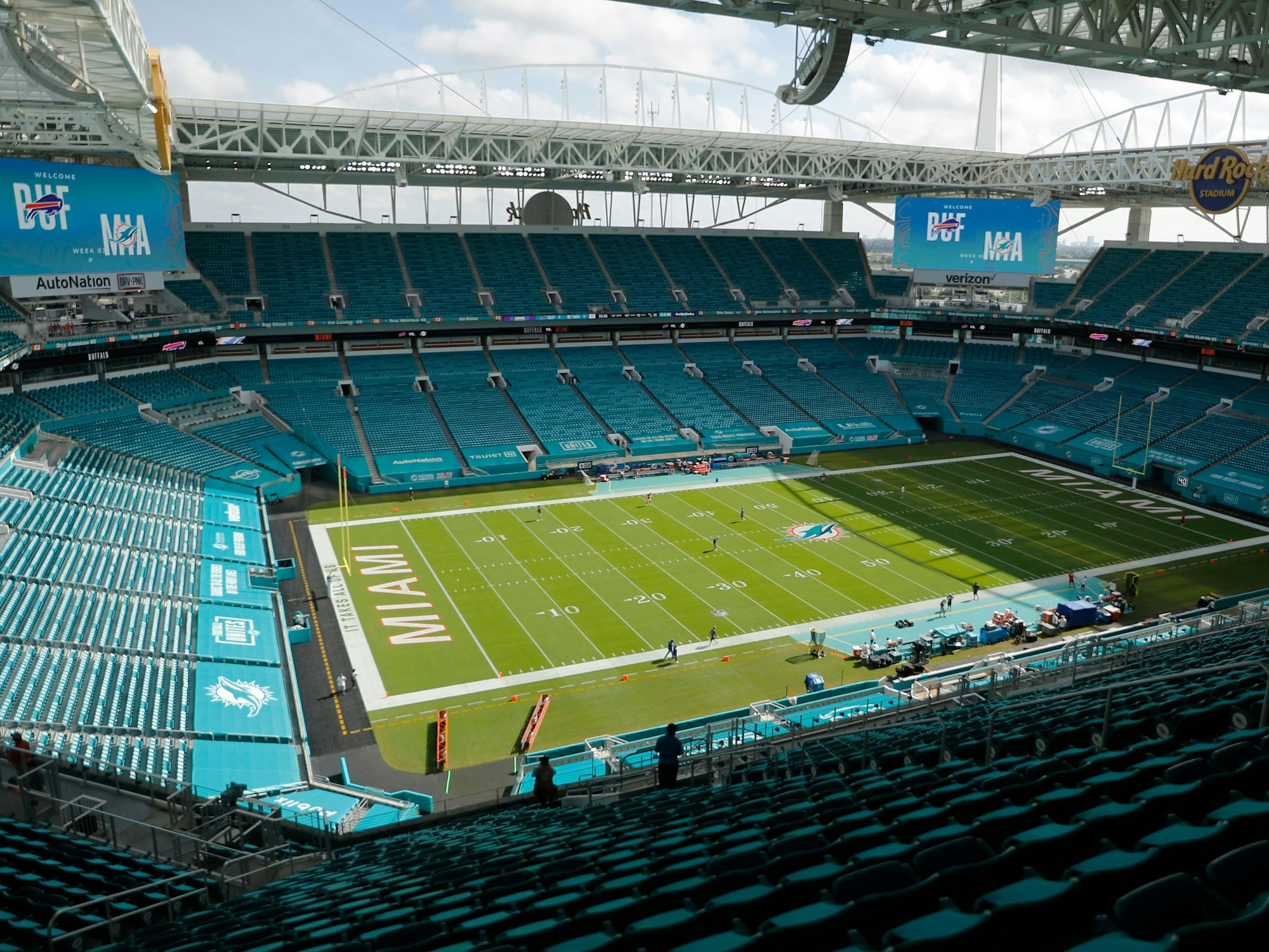 Innenansicht des Hard Rock Stadium in Miami im Vorfeld des NFL-Spiels Miami Dolphins gegen die Buffalo Bills am 20. September 2020