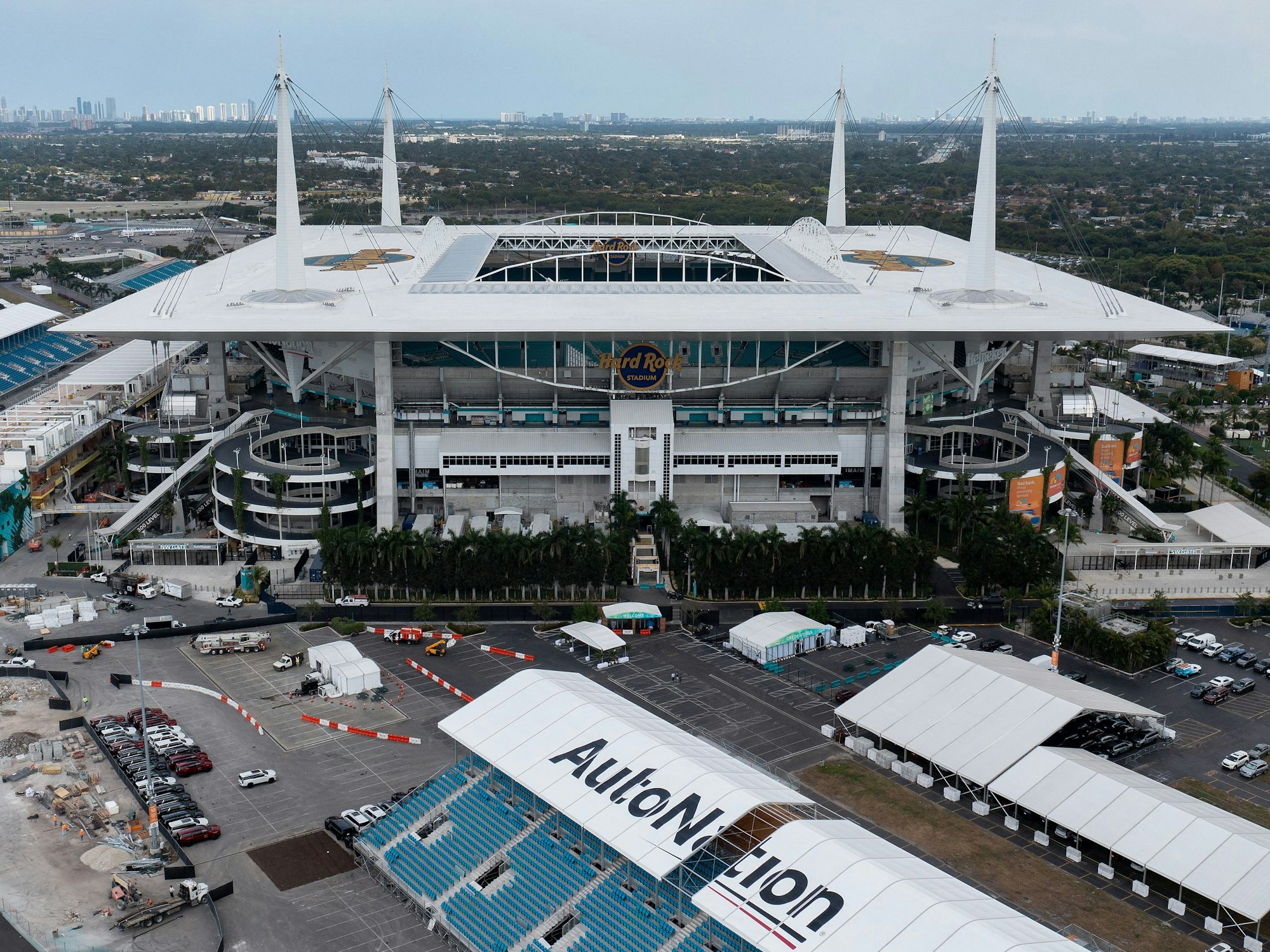 Außenansicht des Hard Rock Stadium in Miami am 14. März 2023
