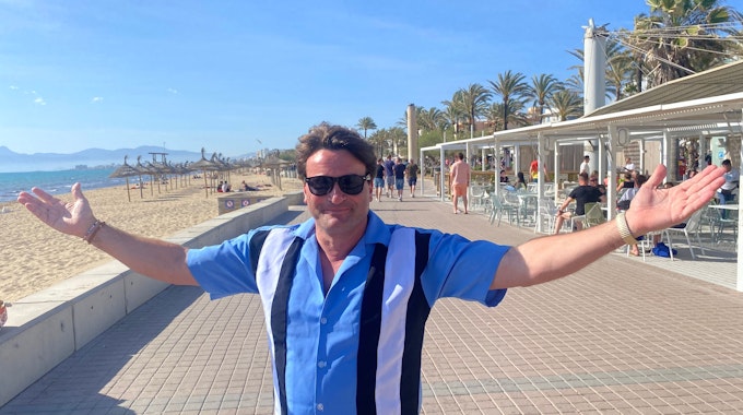 Pedro Martinez alias Charlie Sheen am Ballermann 6 auf Mallorca.