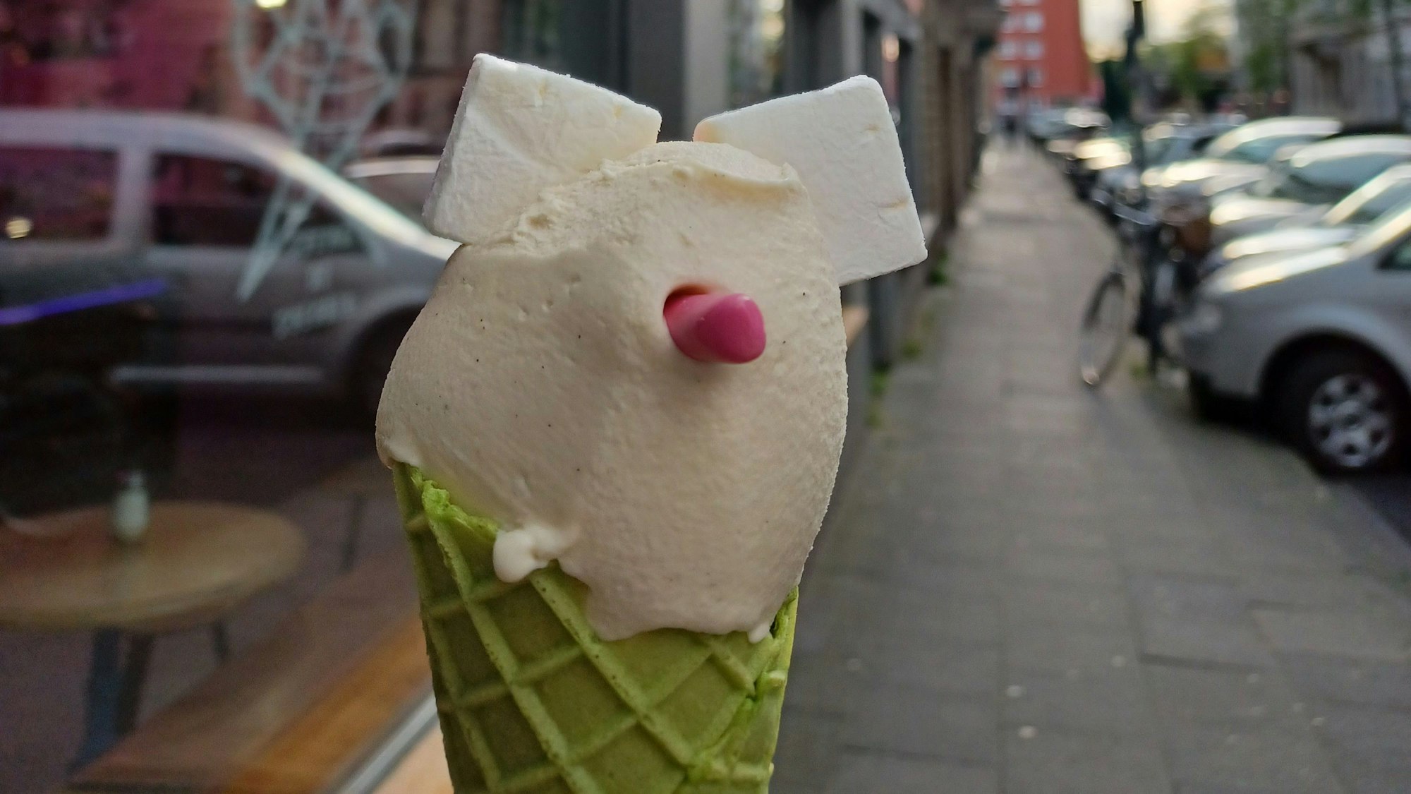 Eis bei Ice Cream United im Belgischen Viertel
