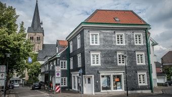 Fachwerkhaus der Stadtbücherei am Burscheider Marktplatz
