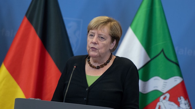 Die damalige Bundeskanzlerin Angela Merkel (CDU) spricht bei einer Pressekonferenz.&nbsp;