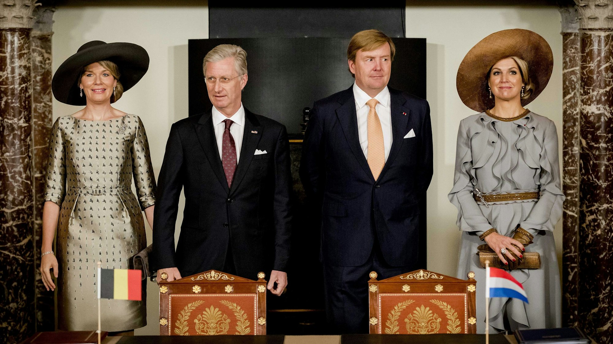 Die belgische Königin Mathilde, König Philippe, der niederländische König Willem-Alexander und Königin Maxima im Königlichen Palast in Amsterdam, Niederlande, 28. November 2016.