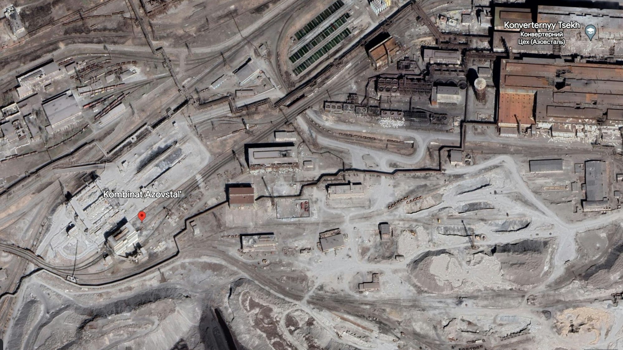 Dieser Screenshot zeigt das zerstörte Asow-Stahlwerk in der Ukraine.