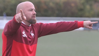 Trainer Sven Bockrath vom SV Lohmar