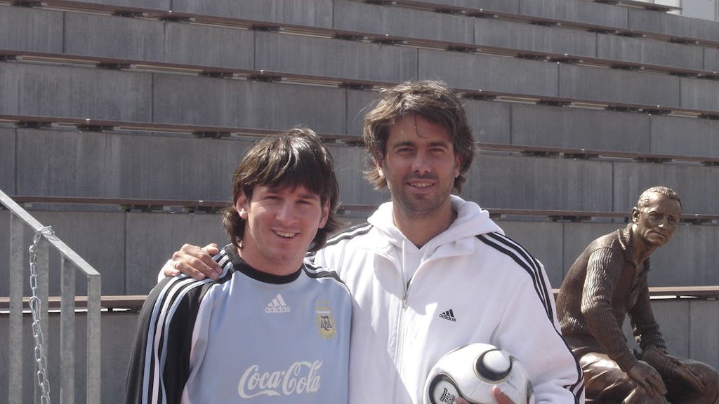 Alberto de Torres Lacroze 2006 mit Lionel Messi.