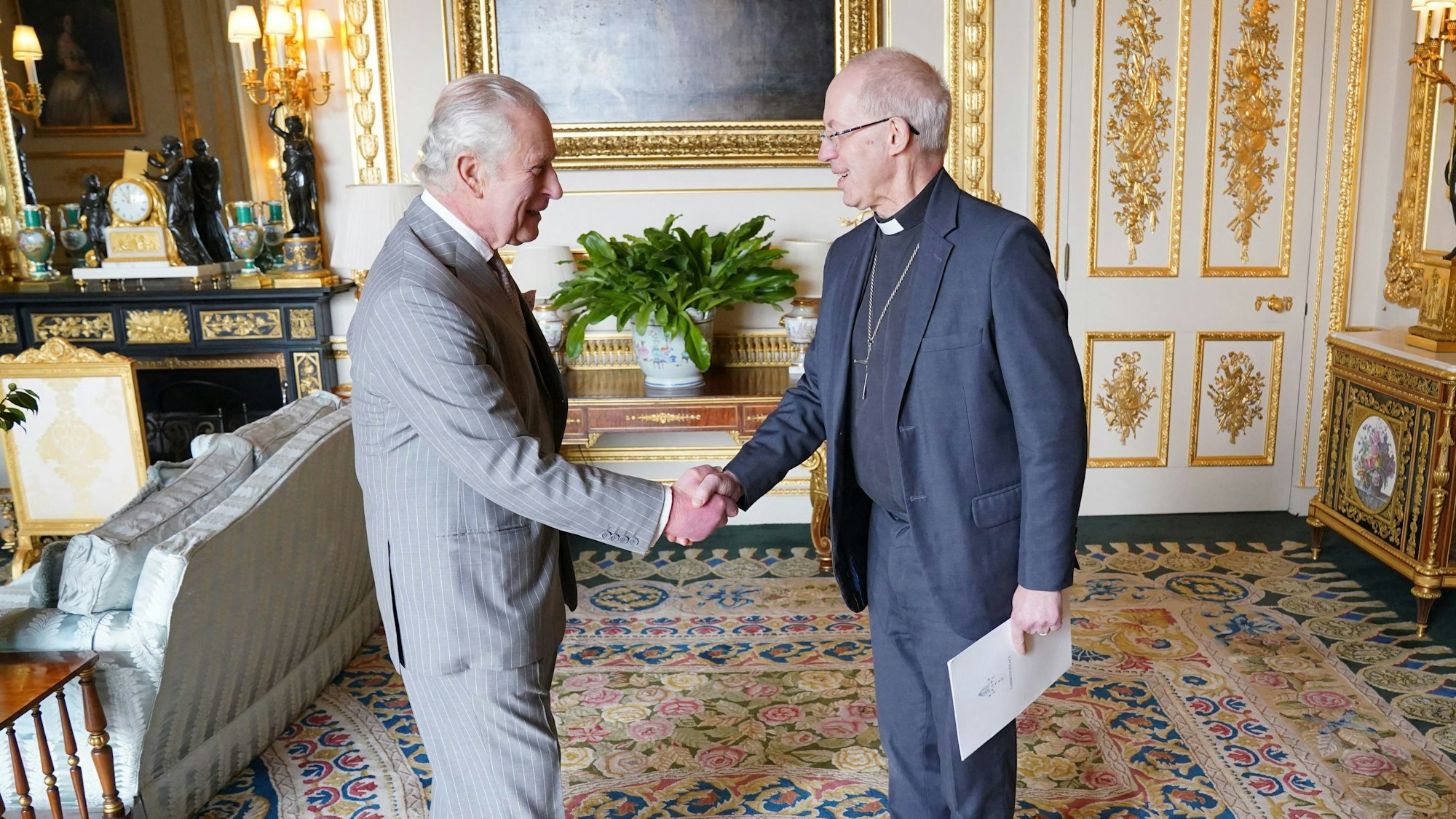 König Charles trifft den Erzbischof von Canterbury, Justin Welby, auf Schloss Windsor.