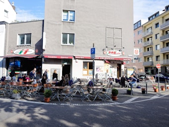 Die beliebte Trattoria Celentano im Agnesviertel.