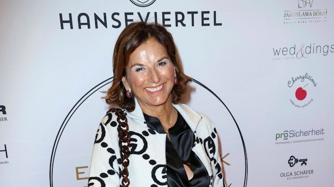 Geschäftsfrau Claudia Obert, hier zu sehen am 16. November 2022 bei einer Modenschau in Hamburg.