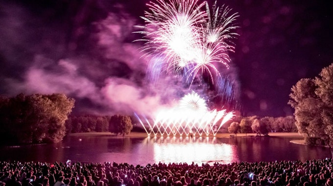 Rhein in Flammen 2018: Dieses Jahr kann das Feuerwerkspektakel wieder so ausgiebig wie gewohnt gefeiert werden.