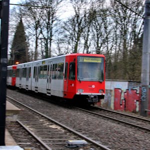 Die Linie 17 fährt seit März nur bis zum Bahnhof Rodenkirchen.
