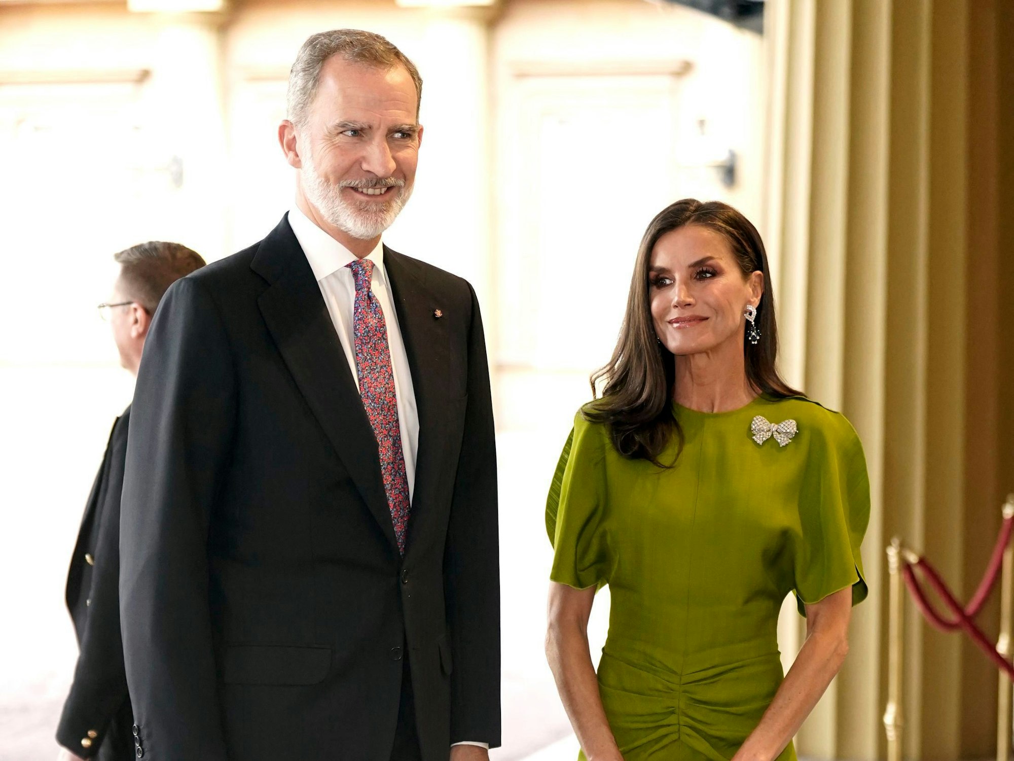 König Felipe VI. und Königin Letizia von Spanien treffen am Freitag, den 5. Mai 2023, im Buckingham Palace in London zu einem Empfang ein, den König Charles III. für die ausländischen Gäste gibt, die an seiner für den 6. Mai geplanten Krönung teilnehmen.