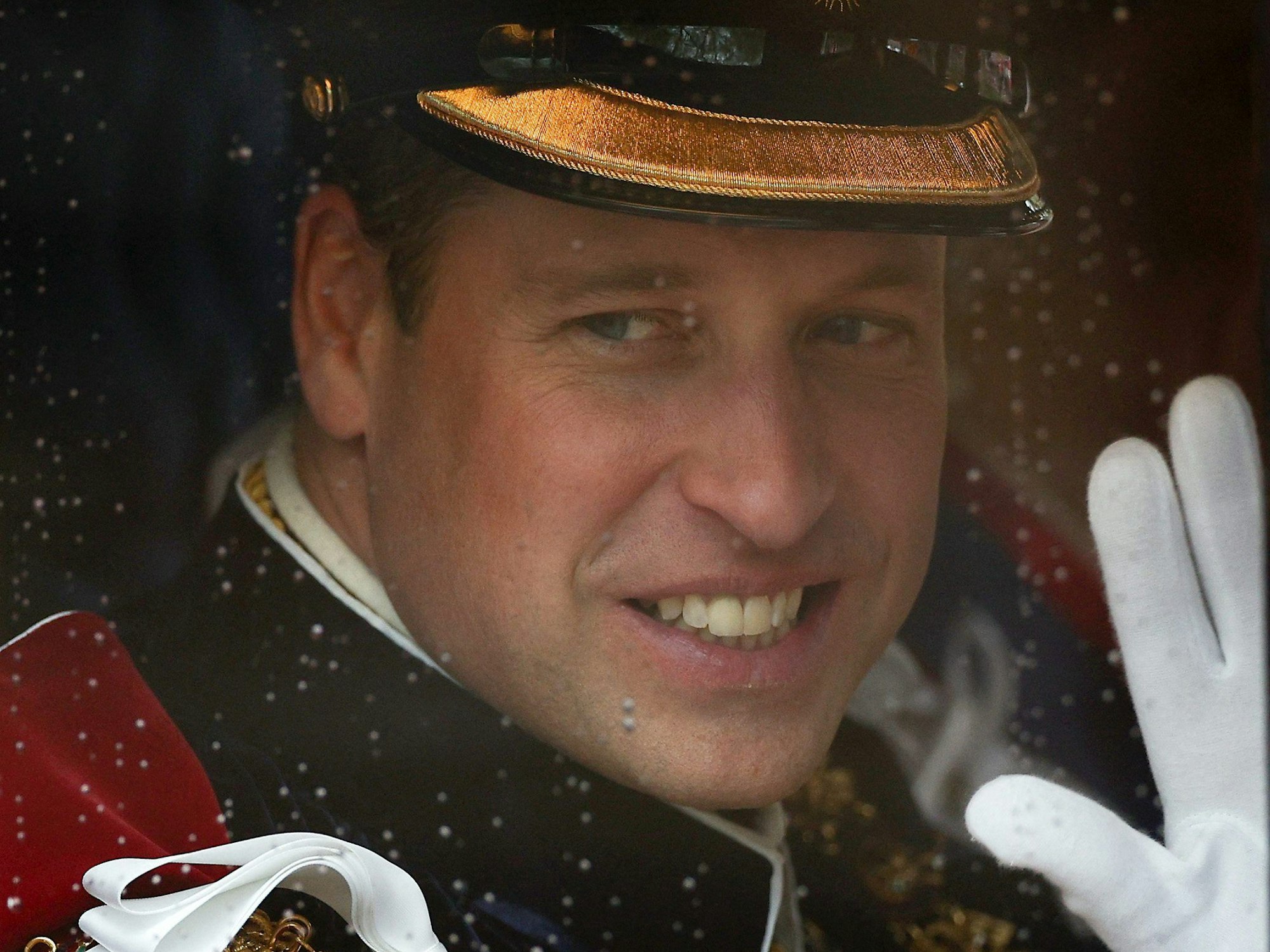 Der britische Prinz William, Prinz von Wales, kehrt am 6. Mai 2023 nach der Krönung des britischen Königs Charles III. und der britischen Königin Camilla von der Westminster Abbey im Zentrum Londons in den Buckingham-Palast zurück.