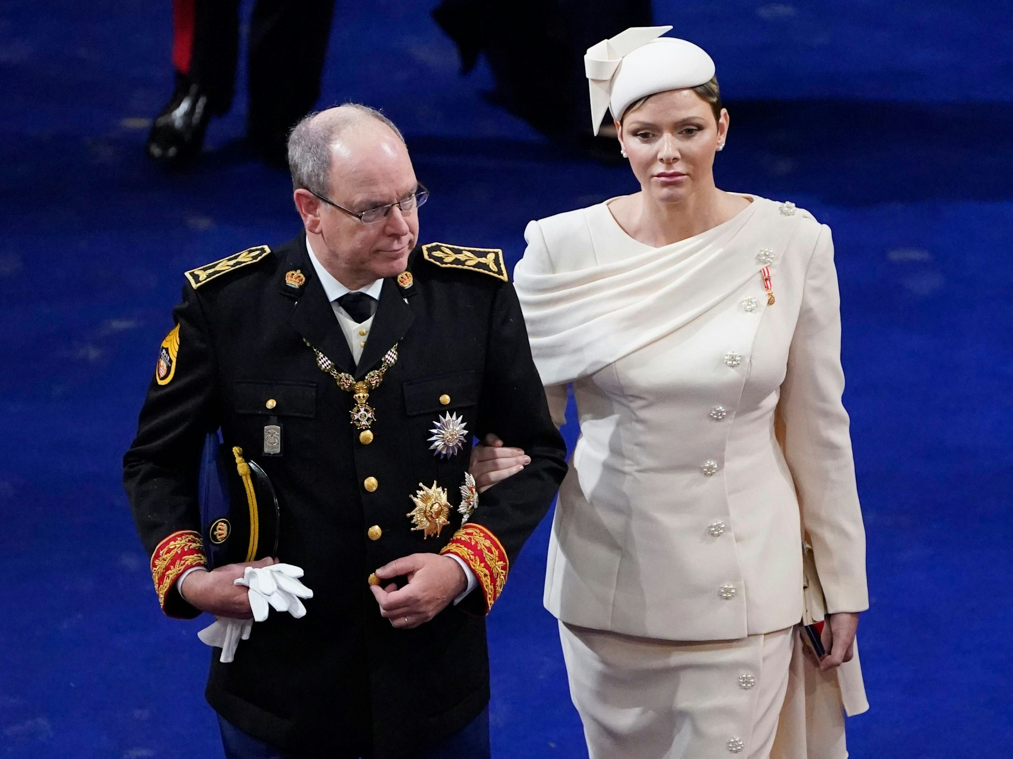 Fürst Albert von Monaco, und Fürstin Charlène von Monaco nehmen an der Krönung des britischen Königs Charles III. und Königin Camilla in der Westminster Abbey teil.