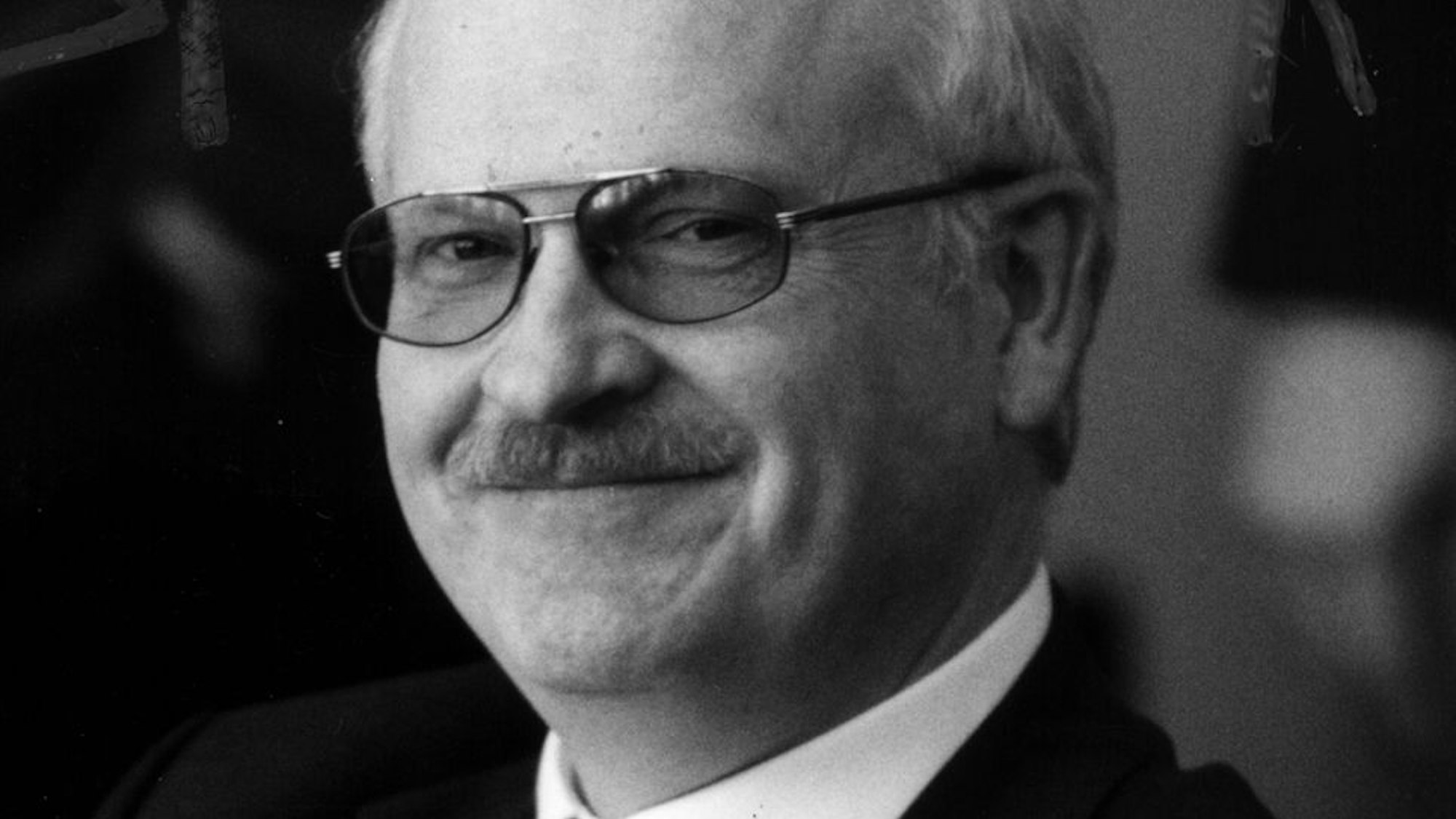 Der ehemalige Oberstadtdirektor Lothar Ruschmeier (SPD). Er verstarb im Jahr 2012.