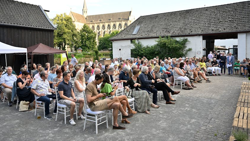 Das Publikum während einer Lesung aus dem vergangenen Jahr.