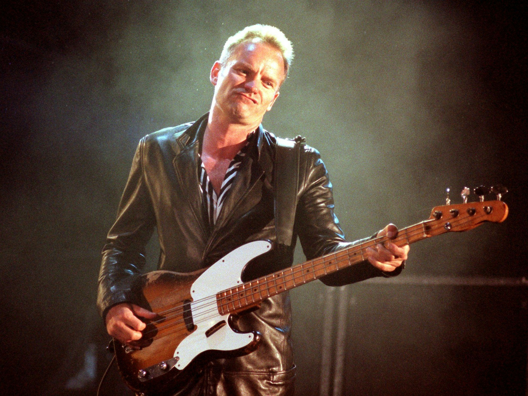 Der britische Rockstar Sting während seines Auftritts im Olympiastadion.
