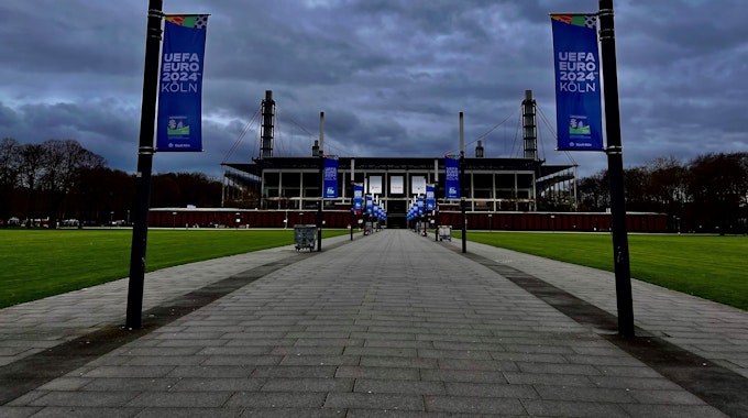 Im Rhein-Energie-Stadion von Köln finden 2024 EM-Spiele statt.